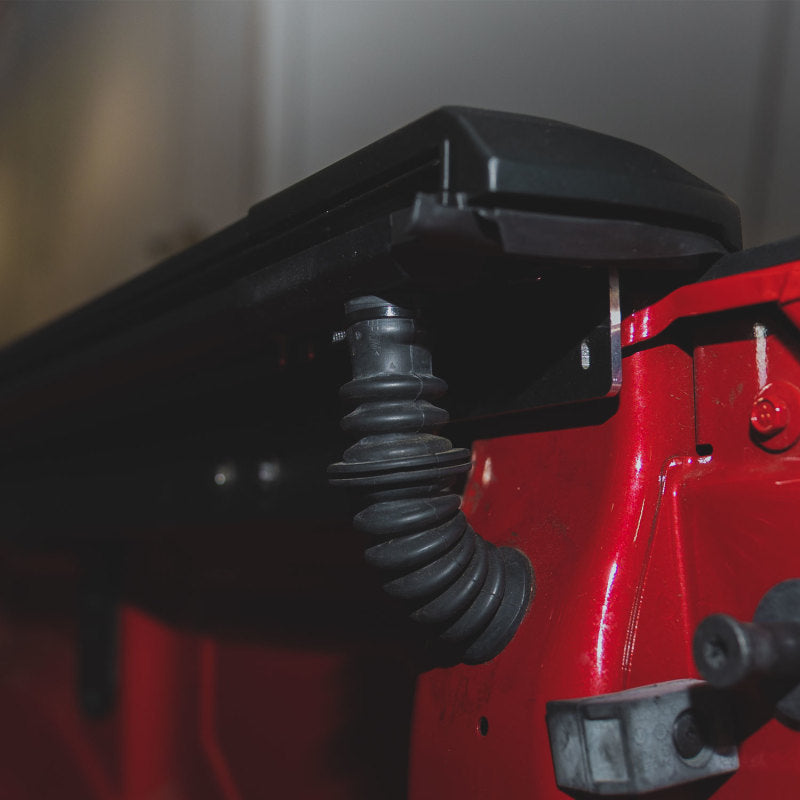 EGR 19-23 Dodge Ram 1500 Short Box RollTrac Manual Retratable Bed Cover RT038811ML RT038811ML User 3