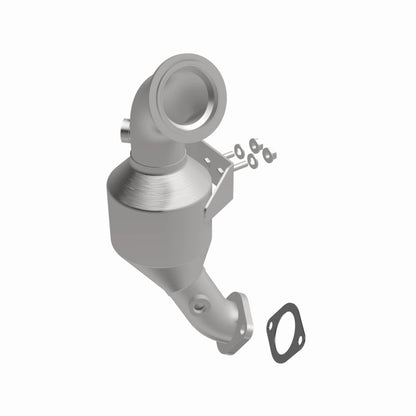 MagnaFlow OEM Grade Federal / EPA Compliant Direct-Fit Catalytic Converter 51738 360 Degree Image Set