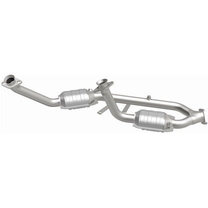 MagnaFlow Ford Windstar HM Grade Federal / EPA Compliant Direct-Fit Catalytic Converter 93342 Photo - out of package