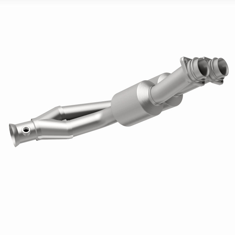 MagnaFlow Jaguar HM Grade Federal / EPA Compliant Direct-Fit Catalytic Converter 24226 360 Degree Image Set