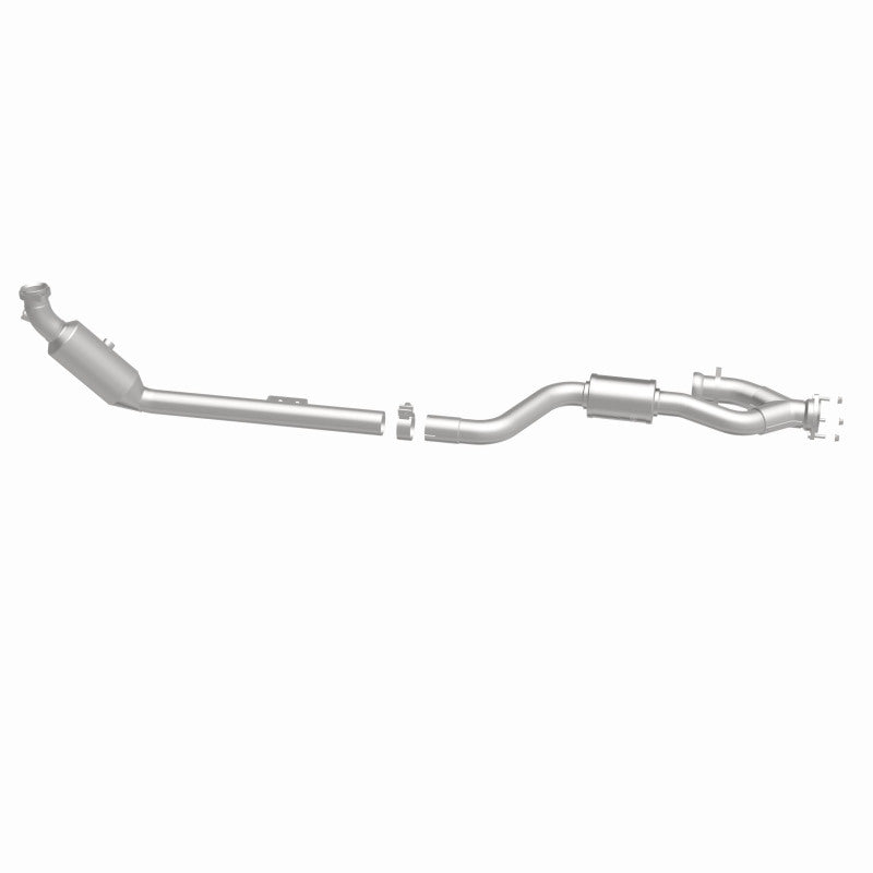 MagnaFlow Mercedes-Benz California Grade CARB Compliant Direct-Fit Catalytic Converter 5561264 360 Degree Image Set