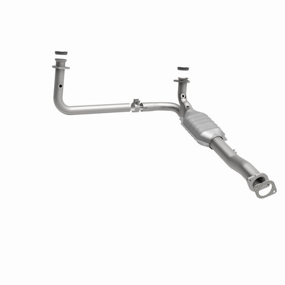 MagnaFlow HM Grade Federal / EPA Compliant Direct-Fit Catalytic Converter 23457 360 Degree Image Set