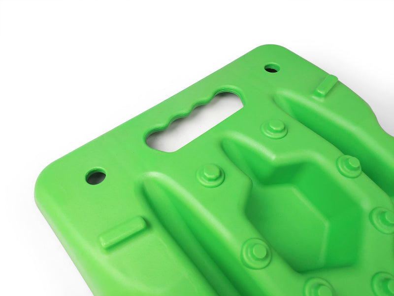 DV8 Offroad Recovery Traction Boards w/ Carry Bag - Green RTB1-01GN RTB1-01GN User 5