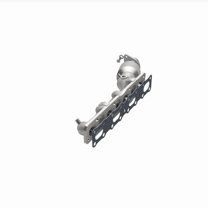 Magnaflow 05-06 Nissan Titan 5.6L Direct Fit Converter 5582357 5582357 360 Degree Image Set