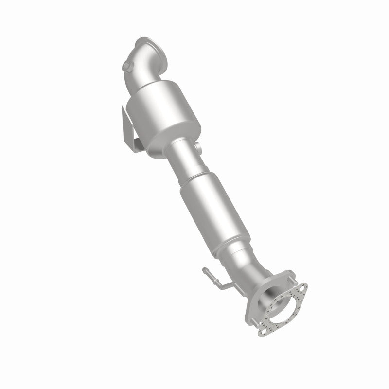 MagnaFlow Ford Focus OEM Grade Federal / EPA Compliant Direct-Fit Catalytic Converter 51633 360 Degree Image Set