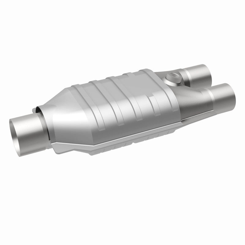 MagnaFlow California Grade CARB Compliant Universal Catalytic Converter 3322037 360 Degree Image Set