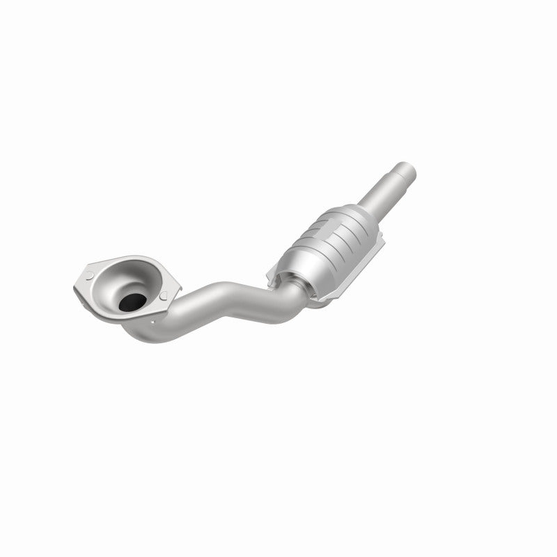 MagnaFlow Volkswagen Standard Grade Federal / EPA Compliant Direct-Fit Catalytic Converter 22923 360 Degree Image Set
