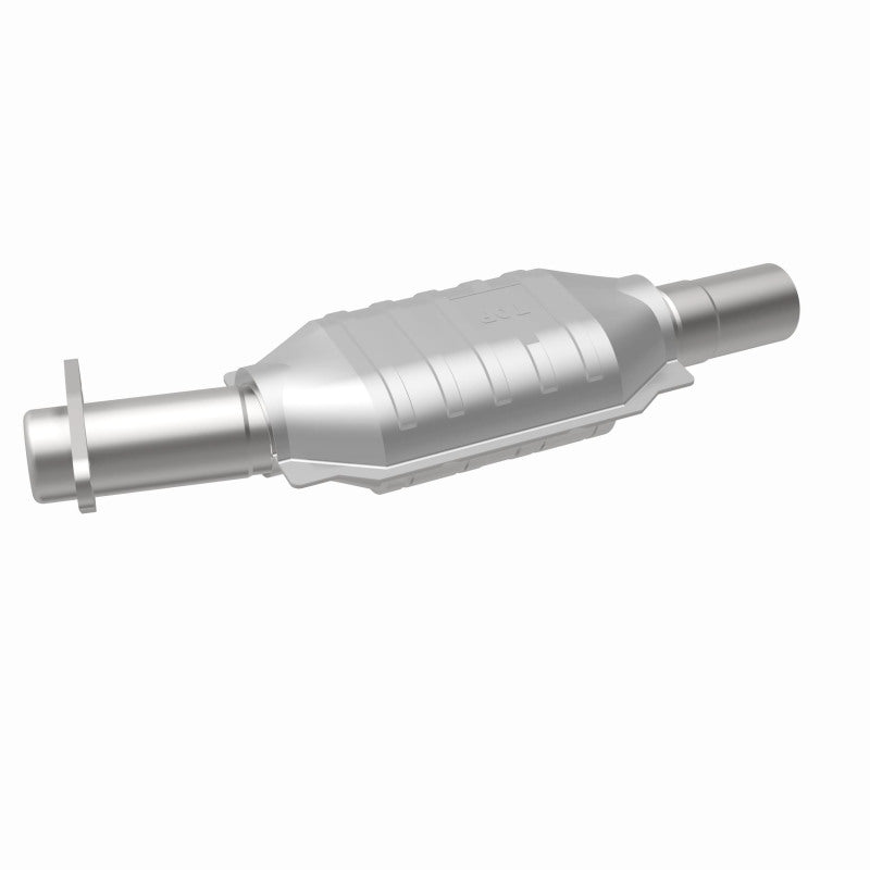 MagnaFlow Standard Grade Federal / EPA Compliant Direct-Fit Catalytic Converter 93418 360 Degree Image Set