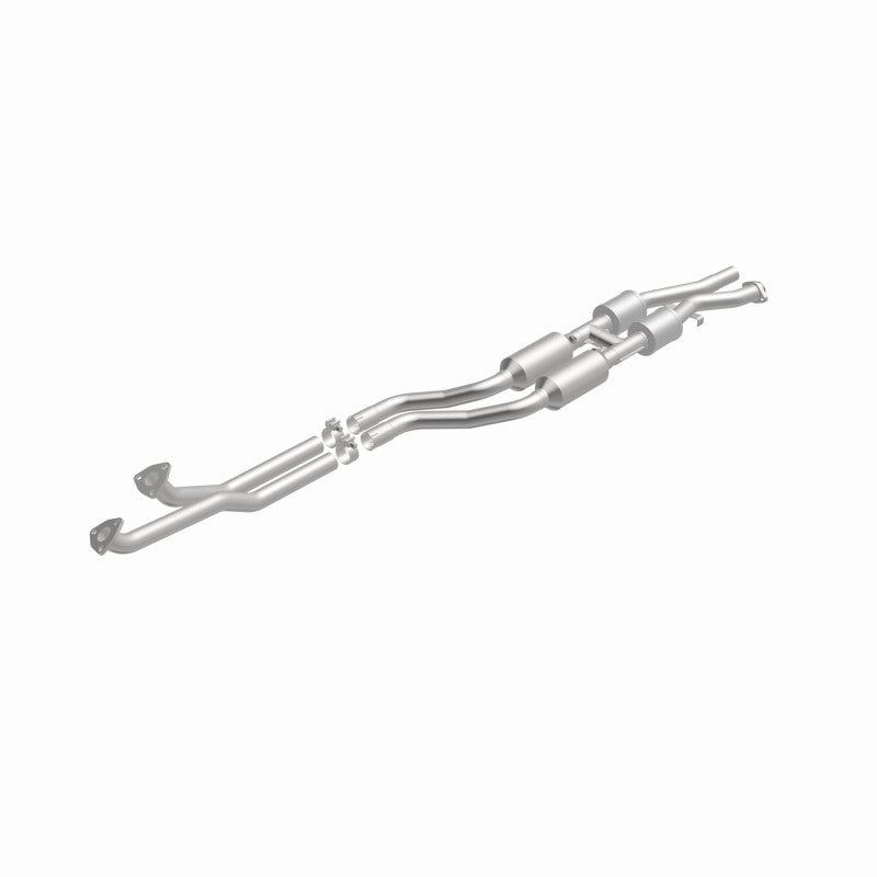 MagnaFlow BMW HM Grade Federal / EPA Compliant Direct-Fit Catalytic Converter 24021 360 Degree Image Set