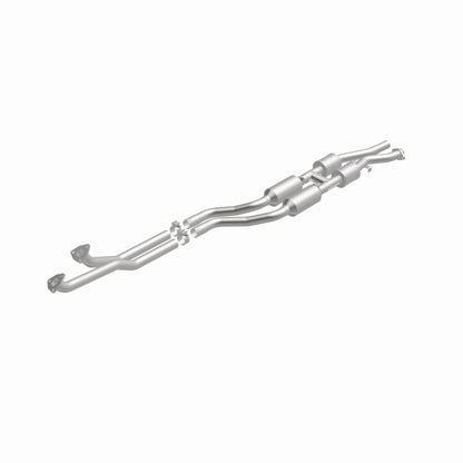 MagnaFlow BMW HM Grade Federal / EPA Compliant Direct-Fit Catalytic Converter 24021 360 Degree Image Set
