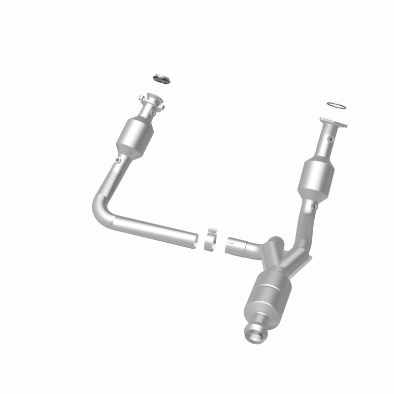 MagnaFlow OEM Grade Federal / EPA Compliant Direct-Fit Catalytic Converter 52642 360 Degree Image Set