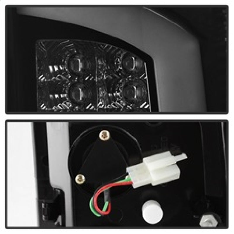 Spyder 02-06 Dodge Ram 1500 V3 Light Bar LED Tail Light - Blk Smoke (ALT-YD-DRAM02V3-LBLED-BSM) 5084125 5084125 Photo - Unmounted