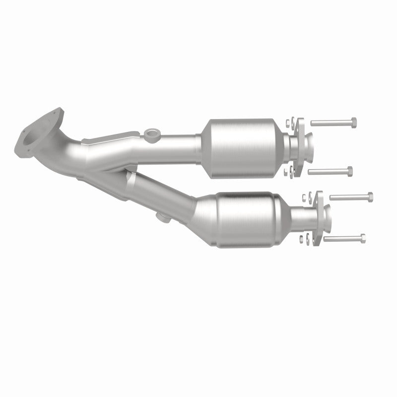 MagnaFlow Jeep Cherokee OEM Grade Federal / EPA Compliant Direct-Fit Catalytic Converter 49465 360 Degree Image Set