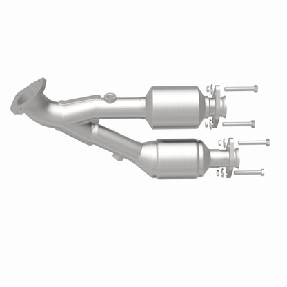 MagnaFlow Jeep Cherokee OEM Grade Federal / EPA Compliant Direct-Fit Catalytic Converter 49465 360 Degree Image Set