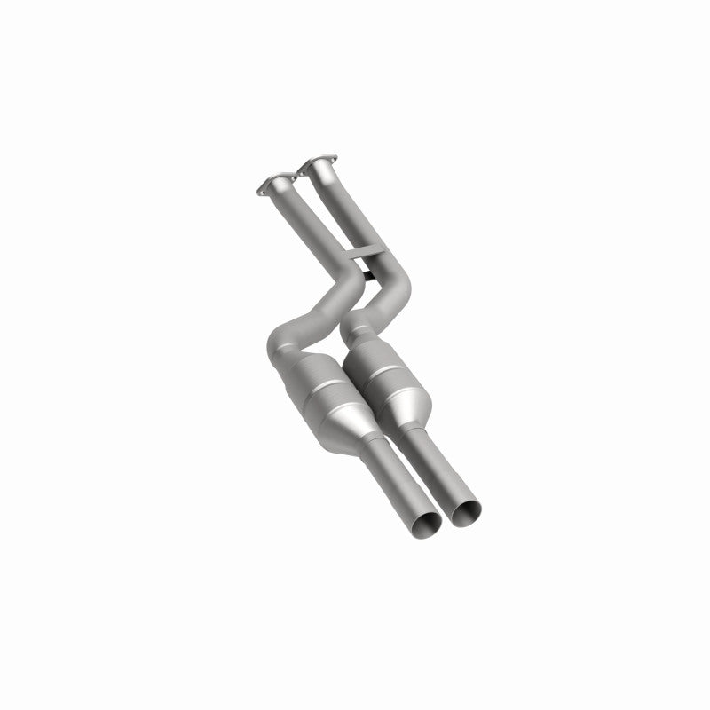 MagnaFlow BMW HM Grade Federal / EPA Compliant Direct-Fit Catalytic Converter 24510 360 Degree Image Set