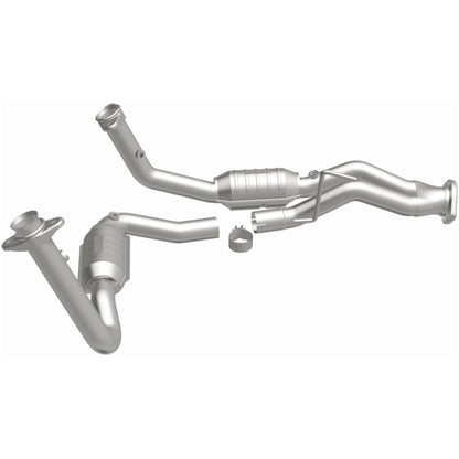 MagnaFlow Jeep OEM Grade Federal / EPA Compliant Direct-Fit Catalytic Converter 49444 Photo - out of package
