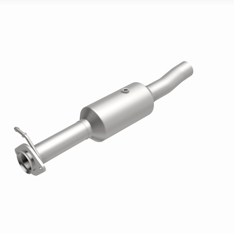Magnaflow 09-10 Ford F-550 Super Duty V10 6.8L Rear Underbody Direct Fit Catalytic Converter 280434 280434 360 Degree Image Set
