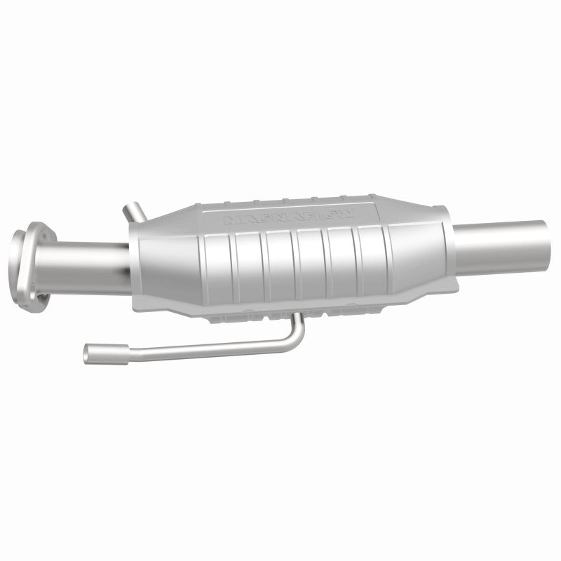 MagnaFlow Standard Grade Federal / EPA Compliant Direct-Fit Catalytic Converter 23349 360 Degree Image Set