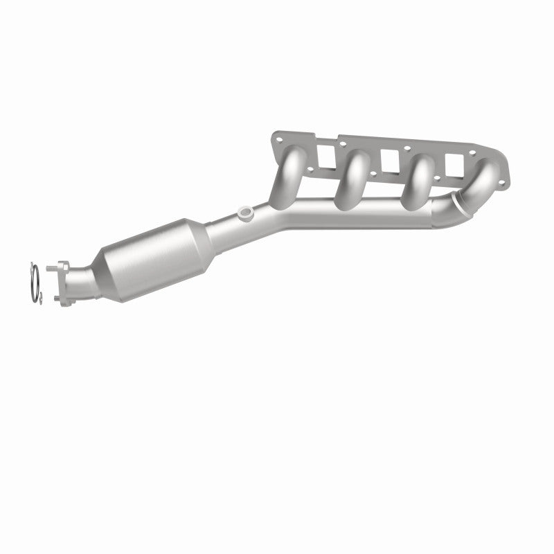 MagnaFlow Infiniti OEM Grade Federal / EPA Compliant Manifold Catalytic Converter 22-036 360 Degree Image Set