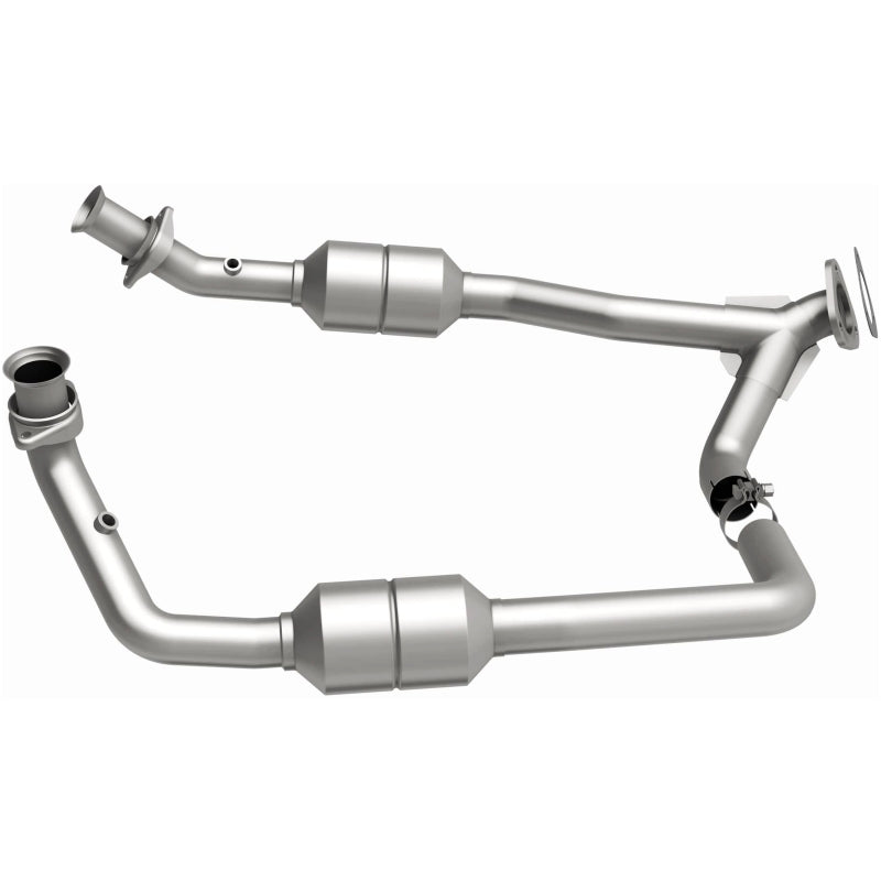 MagnaFlow Ford OEM Grade Federal / EPA Compliant Direct-Fit Catalytic Converter 51378 Photo - out of package