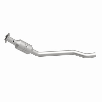MagnaFlow OEM Grade Federal / EPA Compliant Direct-Fit Catalytic Converter 49739 360 Degree Image Set