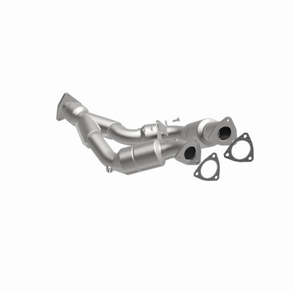 MagnaFlow OEM Grade Federal / EPA Compliant Direct-Fit Catalytic Converter 51499 360 Degree Image Set