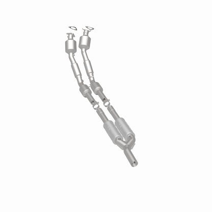 MagnaFlow Volkswagen Passat California Grade CARB Compliant Direct-Fit Catalytic Converter 551838 360 Degree Image Set