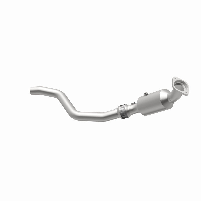 MagnaFlow California Grade CARB Compliant Direct-Fit Catalytic Converter 5561244 360 Degree Image Set
