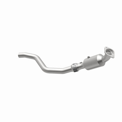 MagnaFlow California Grade CARB Compliant Direct-Fit Catalytic Converter 5561244 360 Degree Image Set