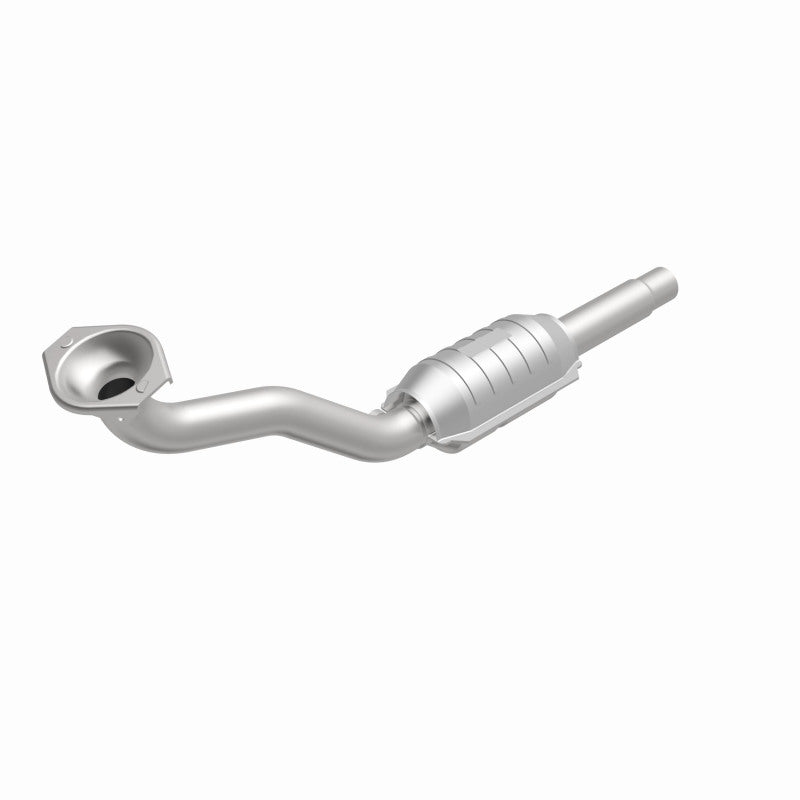 MagnaFlow Volkswagen Standard Grade Federal / EPA Compliant Direct-Fit Catalytic Converter 22923 360 Degree Image Set