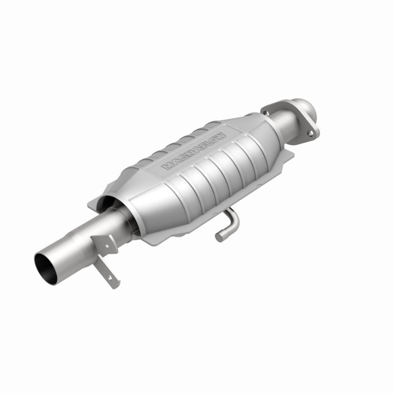 MagnaFlow Standard Grade Federal / EPA Compliant Direct-Fit Catalytic Converter 23439 360 Degree Image Set