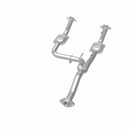 MagnaFlow Jeep Liberty HM Grade Federal / EPA Compliant Direct-Fit Catalytic Converter 23957 360 Degree Image Set