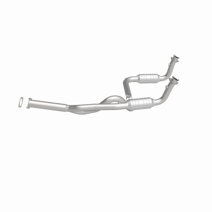 MagnaFlow OEM Grade Federal / EPA Compliant Direct-Fit Catalytic Converter 49063 360 Degree Image Set