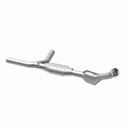 MagnaFlow Ford California Grade CARB Compliant Direct-Fit Catalytic Converter 447110 360 Degree Image Set