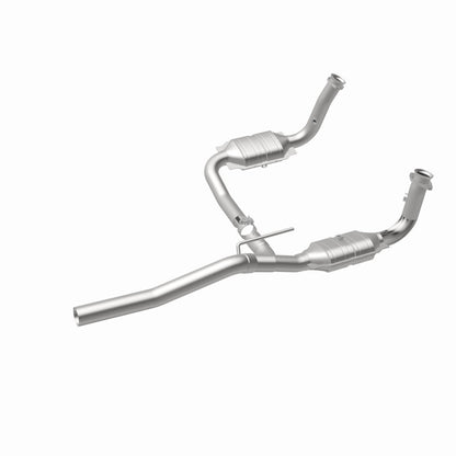 MagnaFlow OEM Grade Federal / EPA Compliant Direct-Fit Catalytic Converter 52148 360 Degree Image Set