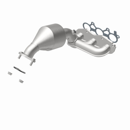 MagnaFlow Toyota Sienna California Grade CARB Compliant Manifold Catalytic Converter 5582822 360 Degree Image Set
