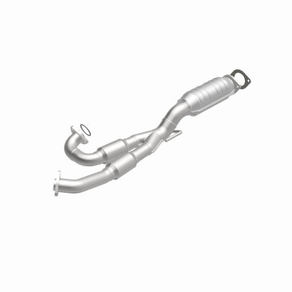 MagnaFlow Nissan Altima OEM Grade Federal / EPA Compliant Direct-Fit Catalytic Converter 49568 360 Degree Image Set