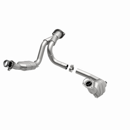 MagnaFlow OEM Grade Federal / EPA Compliant Direct-Fit Catalytic Converter 49631 360 Degree Image Set