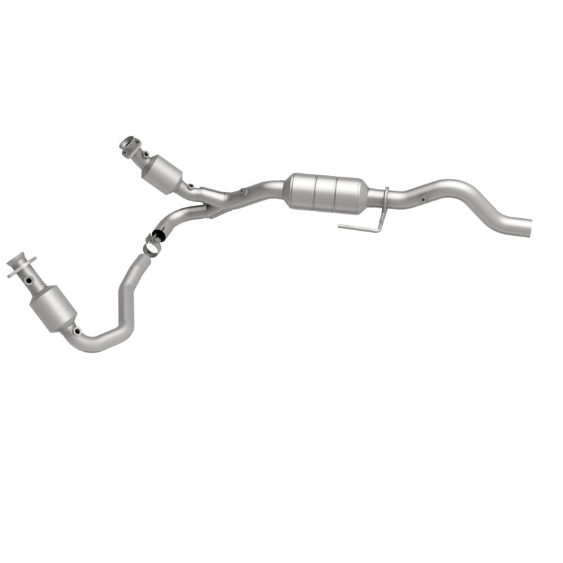 MagnaFlow Dodge Durango OEM Grade Federal / EPA Compliant Direct-Fit Catalytic Converter 51351 360 Degree Image Set