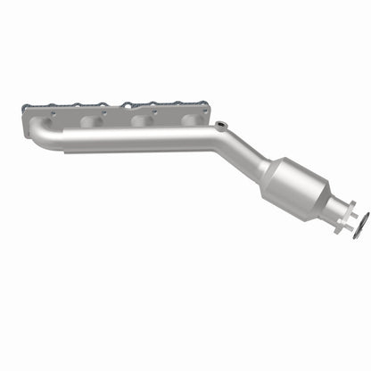 Magnaflow 2004 Nissan Titan 5.6L Direct Fit Converter 4583380 4583380 360 Degree Image Set