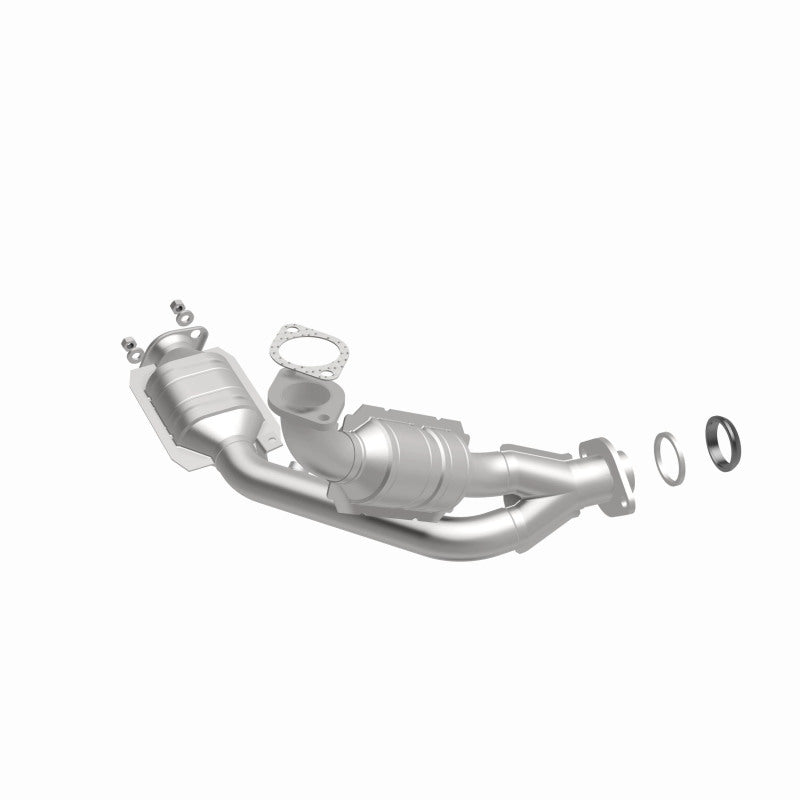 MagnaFlow Mitsubishi Montero HM Grade Federal / EPA Compliant Direct-Fit Catalytic Converter 24233 360 Degree Image Set