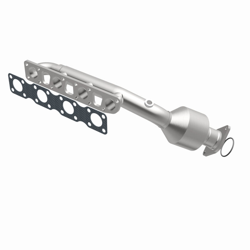 MagnaFlow Infiniti OEM Grade Federal / EPA Compliant Manifold Catalytic Converter 52425 360 Degree Image Set