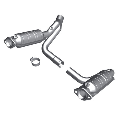MagnaFlow OEM Grade Federal / EPA Compliant Direct-Fit Catalytic Converter 49463 Photo - Primary