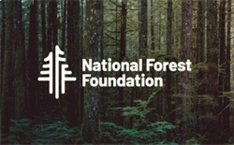 Magnaflow 19-23 Chevy Silverado 1500 19-23 GMC Sierra 1500 Overland Cat-Back Exhaust 19626 19626 Features and Benefits