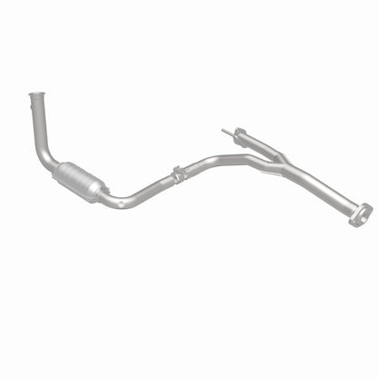 MagnaFlow Jeep Liberty OEM Grade Federal / EPA Compliant Direct-Fit Catalytic Converter 49582 360 Degree Image Set