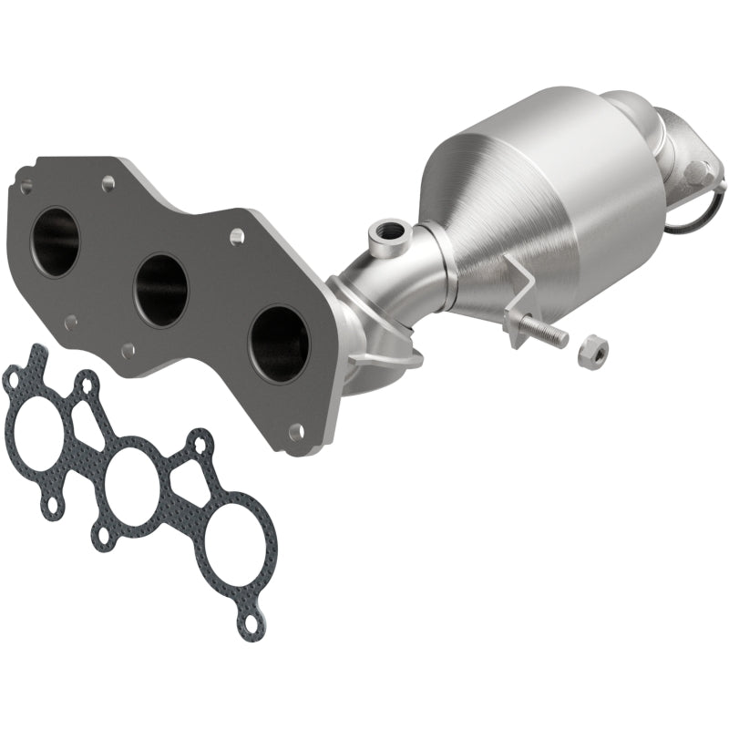 MagnaFlow Toyota Sienna California Grade CARB Compliant Manifold Catalytic Converter 5582548 Photo - Primary