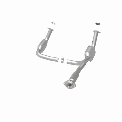 MagnaFlow HM Grade Federal / EPA Compliant Direct-Fit Catalytic Converter 24950 360 Degree Image Set