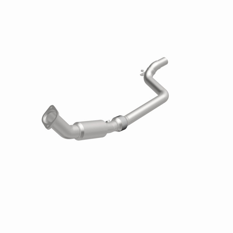 MagnaFlow California Grade CARB Compliant Direct-Fit Catalytic Converter 5561540 360 Degree Image Set