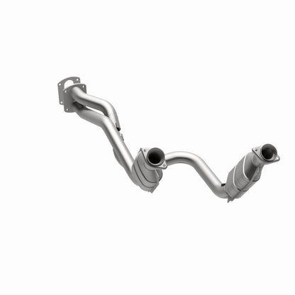 MagnaFlow Ford OEM Grade Federal / EPA Compliant Direct-Fit Catalytic Converter 49911 360 Degree Image Set