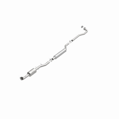 MagnaFlow Mitsubishi Outlander OEM Grade Federal / EPA Compliant Direct-Fit Catalytic Converter 52175 360 Degree Image Set